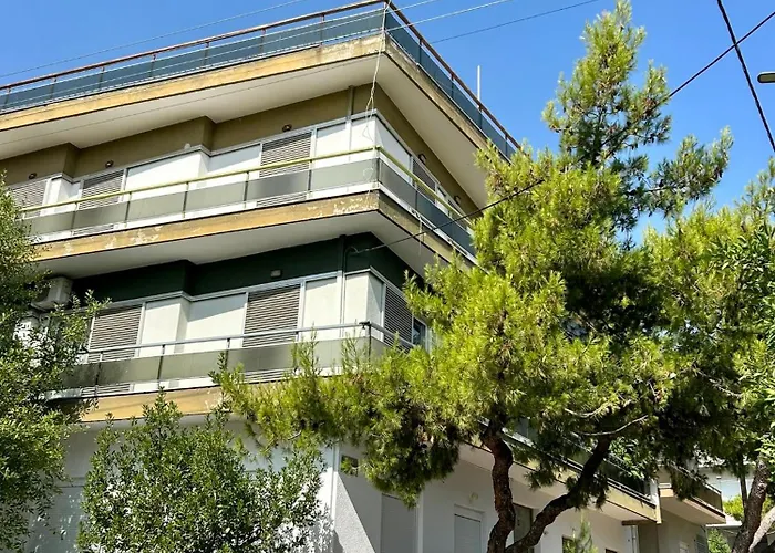 Beautiful Apartment Next To Metro Station